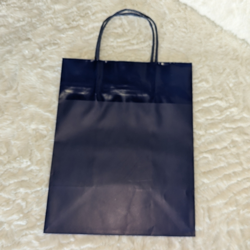❤ Birthday Gift Bags | Celebration Party Gift | Paper Gift Bag | Hallmark - Picture 7 of 16